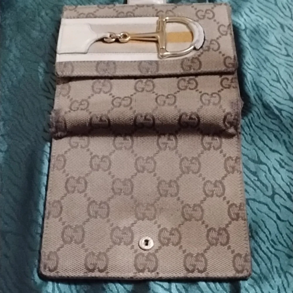 Gucci Horse Bit Wallet - Picture 5 of 11